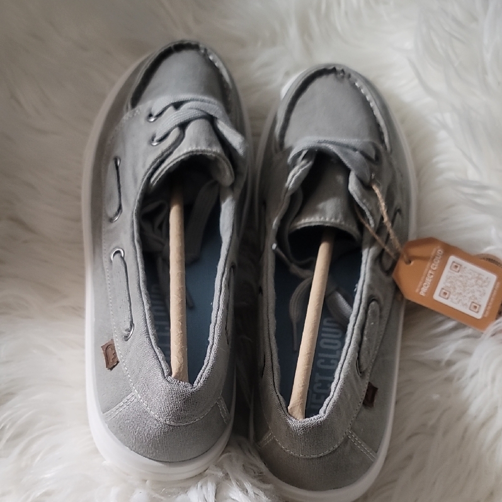 Gray Casual Sneakers